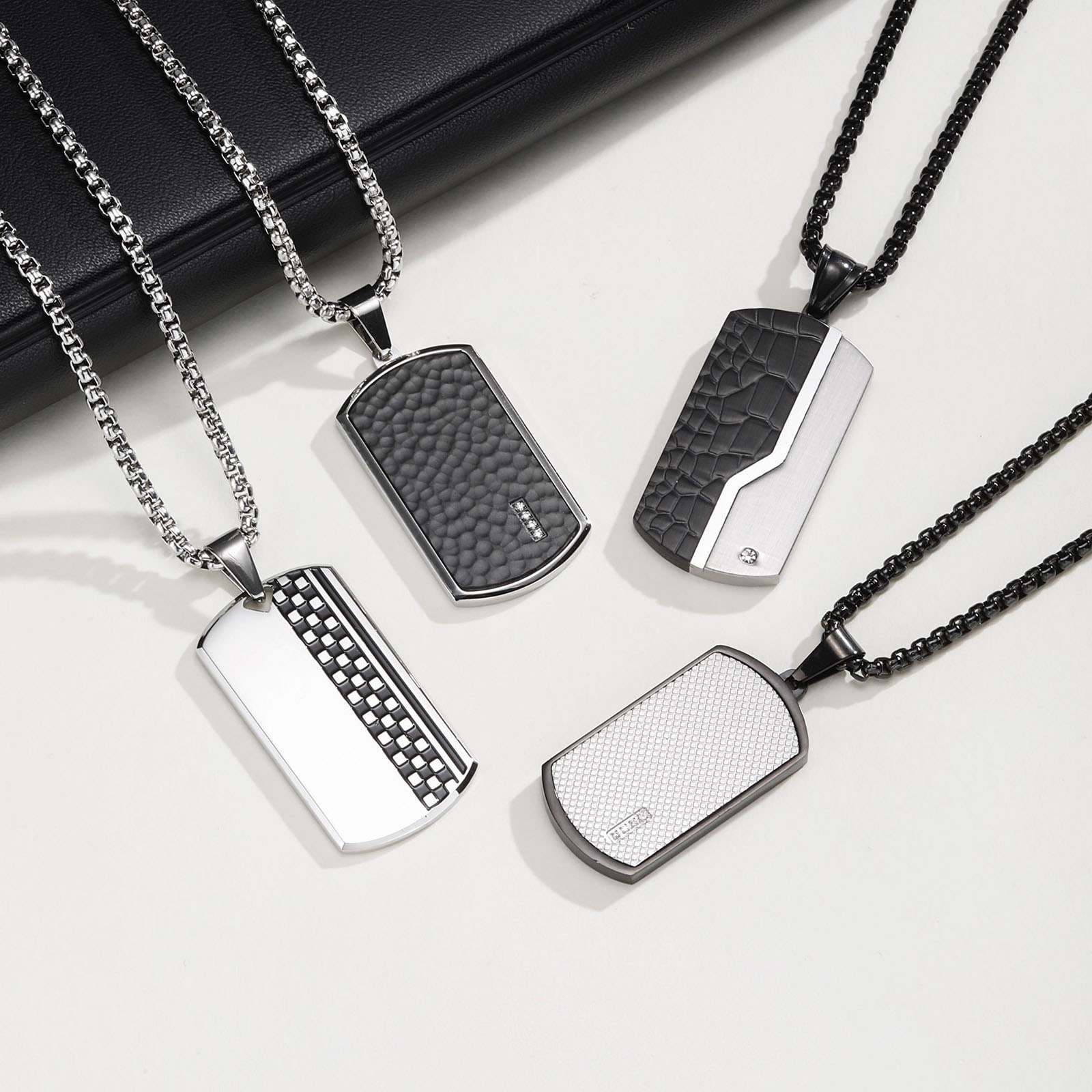 Stylowy męski naszyjnik z zawi – Mens Dog Tag Necklace recenzja i cena
